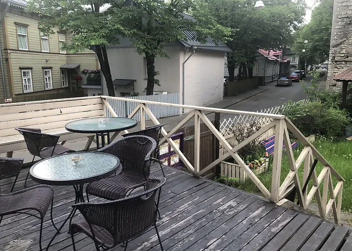 Villa Kadriorg Hostel